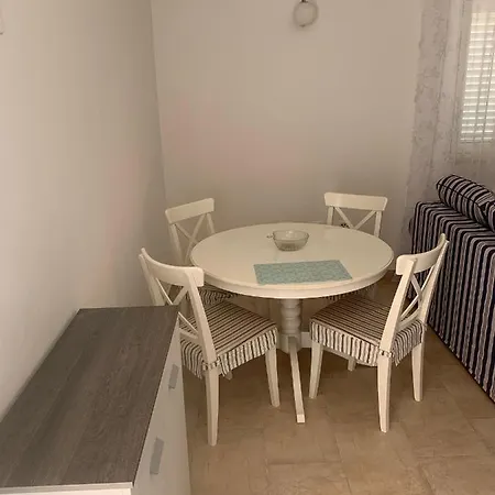 Pavic Apartment *